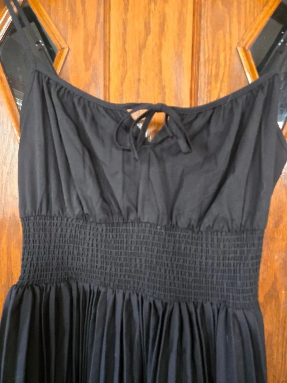 J Crew Black Pleated Midi Dress with Smocking And Spaghetti Straps Size 0 - Picture 8 of 15